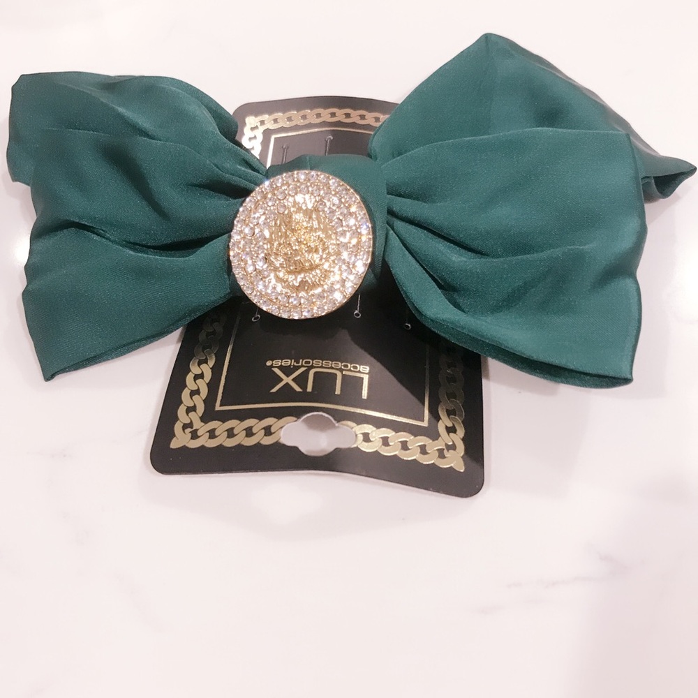 Brand new hair clip